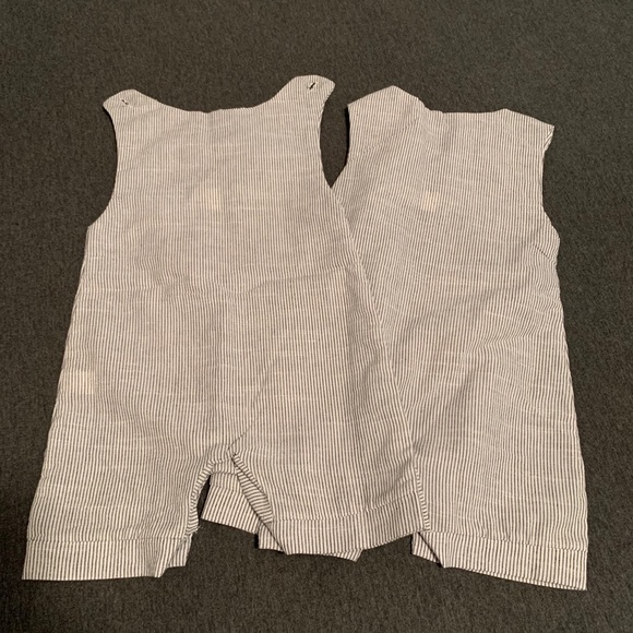 Baby boy rompers. Unbranded but like new. Size 12m - Picture 2 of 2